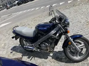 Honda Revere NTV 650 Bild 3