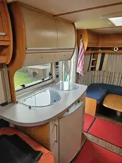 Verkaufe Fendt Saphir 495 Wohnwagen Bj 10.2011 Bild 3