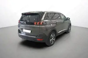 Peugeot 5008 100 kW (136 PS), Automatik, Frontantrieb Bild 4