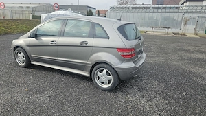 Mercedes-Benz B 180 B 180 CDI (245.207) Bild 4