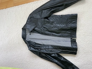 neuwertige Jacke