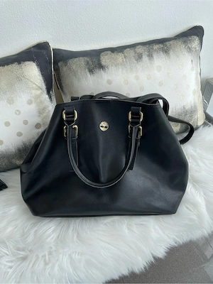 schwarze Tasche Bild 3