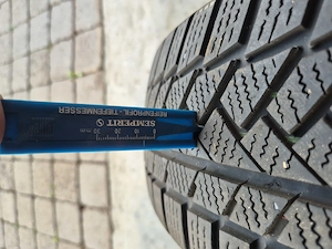Winterreifen 215 65 R17 H Bild 4