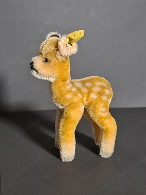 Rehkitz der Marke Steiff Bild 3