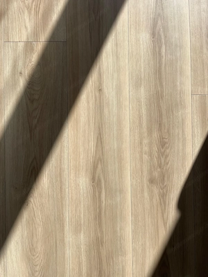 Boden Vynil ca. 80m2 Bild 3