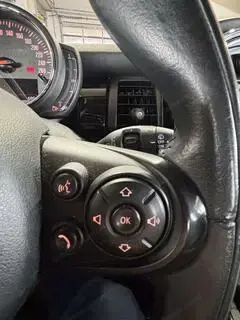 MINI Mini F55 Bild 9