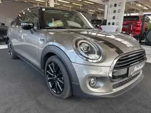 MINI Mini F55 Bild 2