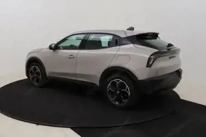 Alfa Romeo Junior 115 kW (156 PS), Automatik, Frontantrieb Bild 8