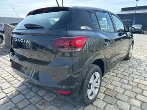 Dacia Sandero Essential TCe 90 PS Klima-DAB-LED-Tempomat-Limi... Bild 6