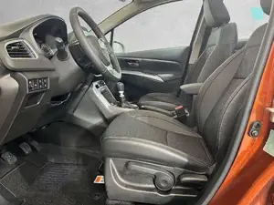 Suzuki S-Cross Bild 6