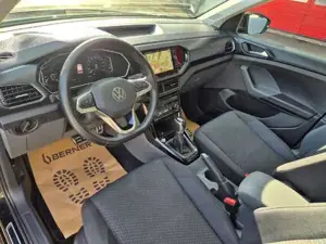 Volkswagen T-Cross Bild 13