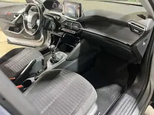 Peugeot 2008 Bild 16