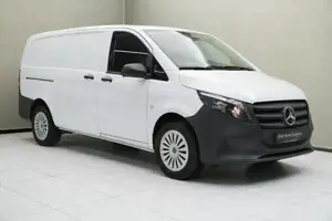 Mercedes-Benz Vito 114 CDI 4x4 Kasten Lang KAM SpurW SpurH Bild 2