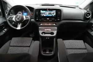 Mercedes-Benz Vito 116 CDI 4x4 Tourer PRO Lang Navi W-Paket Bild 8