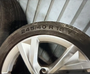 Audi A4 - 8 W Felgen 18 Zoll (Sommerreifen) Bild 5