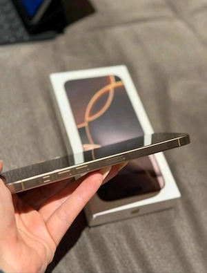 IPhone 16 pro Max 512 GB  Bild 2