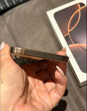 IPhone 16 pro Max 512 GB  Bild 4