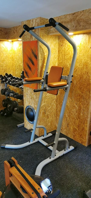 Powerturm neuwertig Bild 2