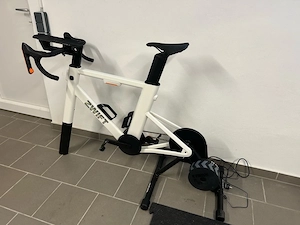 Zwift Ride inklusive Wahoo Kickr Core Bild 3