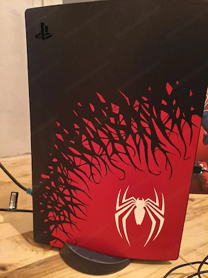 PlayStation 5 Limited Edition   Marvel s Spider-Man 2 (Konsole & Cover) Bild 5