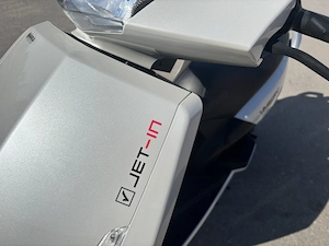 Peugeot Vivacity 50  Bild 6