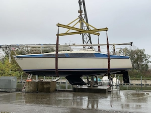 Bavaria 808  Bild 6