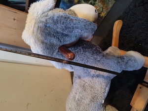 Kleiner alter Schaukelesel Schaukeltier Bild 4