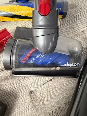 Großes Dyson V12 Detect Slim Zubehör-Paket Bild 3