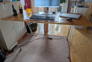 Schreibtisch Massivholz Metall