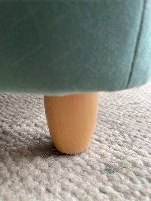 Hocker Stoff mit Holzbeinen Bild 4