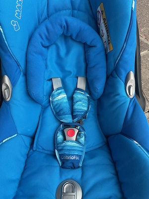 Maxi-Cosi Babyschale CabrioFix - guter Zustand Bild 8