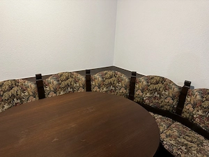 Eckgruppe mit Tisch für 8 Personen Bild 4