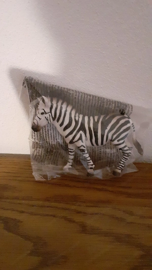 Schleich Tiere Zebra noch original verpackt ca. 10 cm groß um 5.- Euro zu verkaufen 