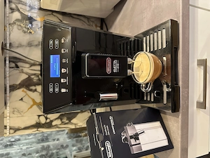 DeLonghi Eletta  Evo Cappuccino Latte  Kaffeevollautomat Schwarz Bild 2