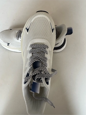 Stylische Sneaker   Größe EU 40   Sehr guter Zustand    Bild 2