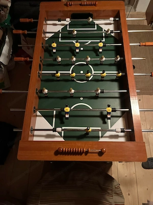 StabilerTischfussballtisch Bild 2
