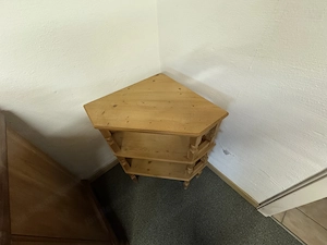 Vollholz Eckregal  Bild 2