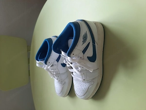 Nike Air Jordan Gr. 37,5  Bild 4