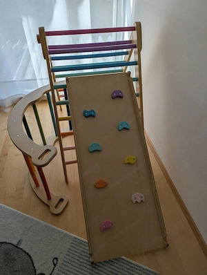 Kletterdreieck, Rutsche, Bogenleiter