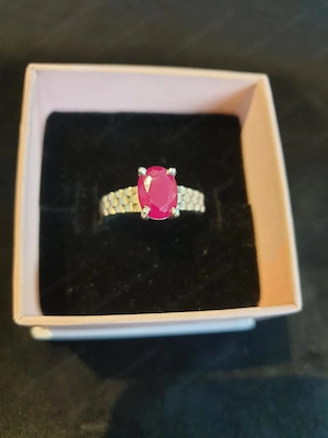 Klassischer Rubin-Ring mit 1,1ct aus 925 Silber Bild 2