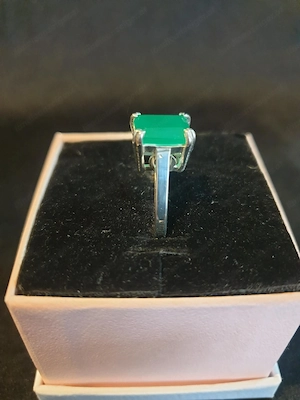 Eleganter Smaragd-Ring mit 2,4ct aus 925 Silber Bild 2