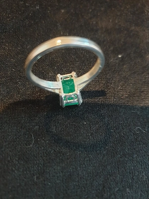 Eleganter Smaragd-Ring mit 2,4ct aus 925 Silber Bild 5