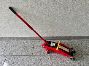 Wagenheber 2000 kg Bild 2