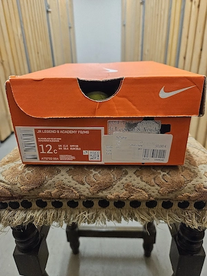 Nike Hallenschuhe Gr. 29,5 NEU  Bild 3