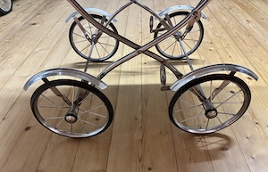 Vintage Puppenwagen 60er Jahre blau weiß   wunderschönes Deko & Sammlerstück Bild 3