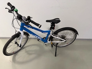 Woom 4 blau Kinderfahrrad 
