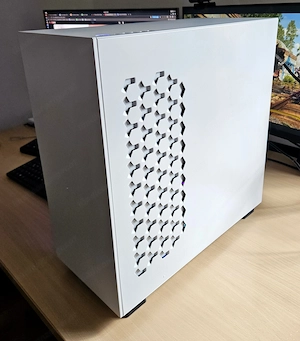 Gaming PC neuwertig  Bild 4