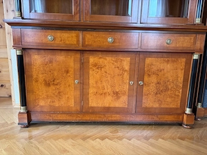 Antike Vitrine & Kommode - einzeln erhältlich Bild 2