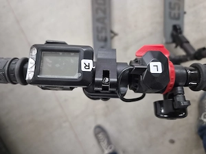 2 E Scooter gut erhalten Bild 3