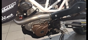 Motorrad Supermoto 701 Bild 5